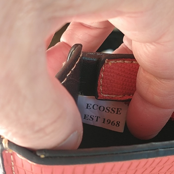 NWOT Gorgeous Ecosse Leather Crossbody bag - Picture 7 of 8